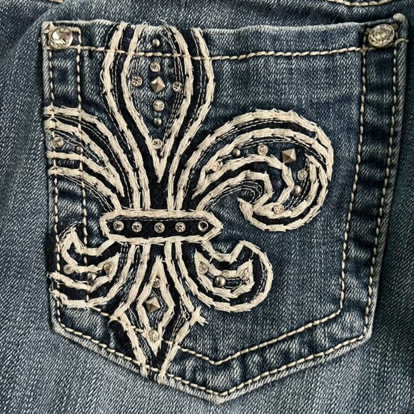 Miss Me Jeans Womens 30 Fleur de Lis Embellished Bootcut Distressed Denim - Picture 6 of 11